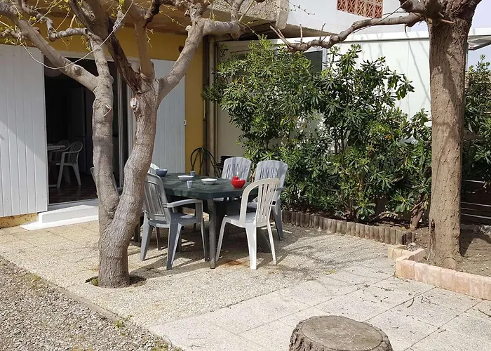 Apartman T2 En Rdc, 6 Pers, Narbonne-plage, 100m De La Mer, Animaux Ok, Cuisine Equipee, Wifi - Fr-1-409-149