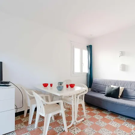 Apartment T2 En Rdc, 6 Pers, Narbonne-plage, 100m De La Mer, Animaux Ok, Cuisine Equipee, Wifi - Fr-1-409-149 Narbonne