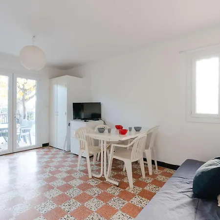 T2 En Rdc, 6 Pers, Narbonne-plage, 100m De La Mer, Animaux Ok, Cuisine Equipee, Wifi - Fr-1-409-149 דירה